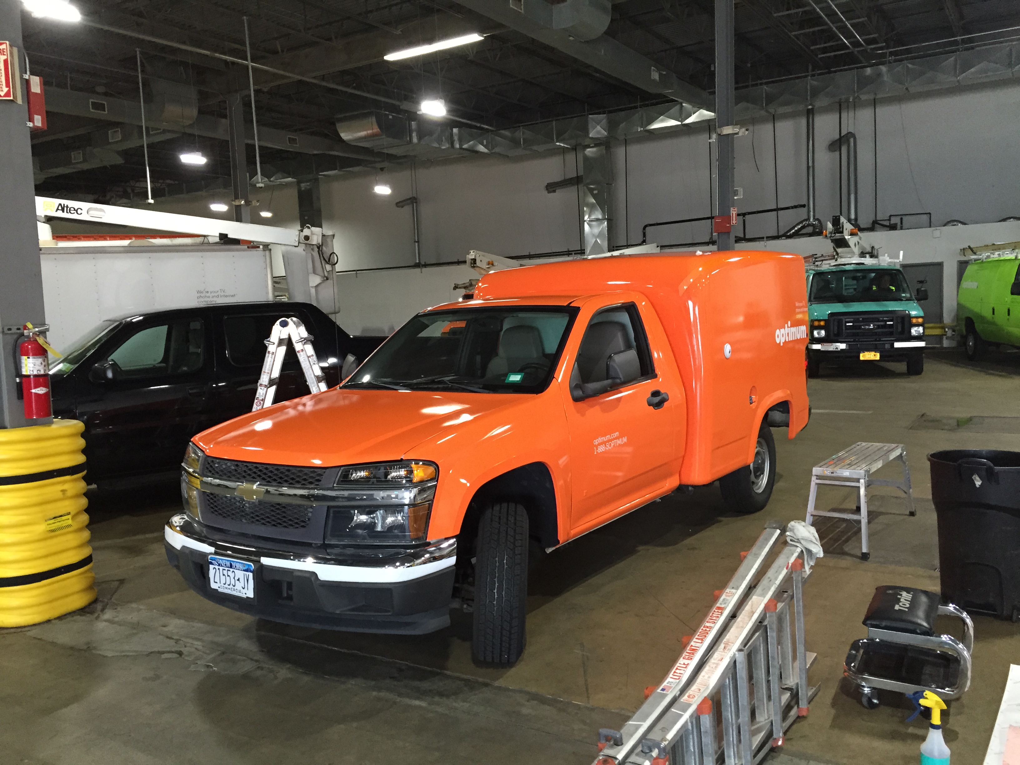 Trucks graphics installation 10